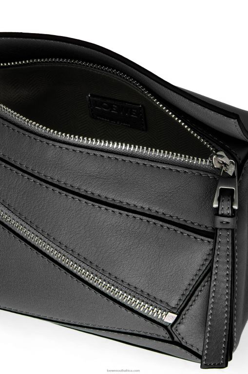 Loewe Men Mini Puzzle bumbag in classic calfskin 206XF279 Black
