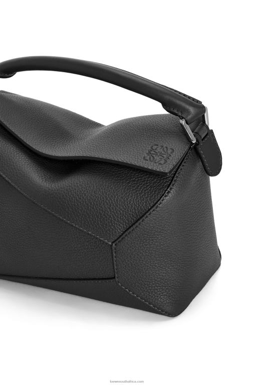 Loewe Men Puzzle Edge bag in grained calfskin 206XF540 Black