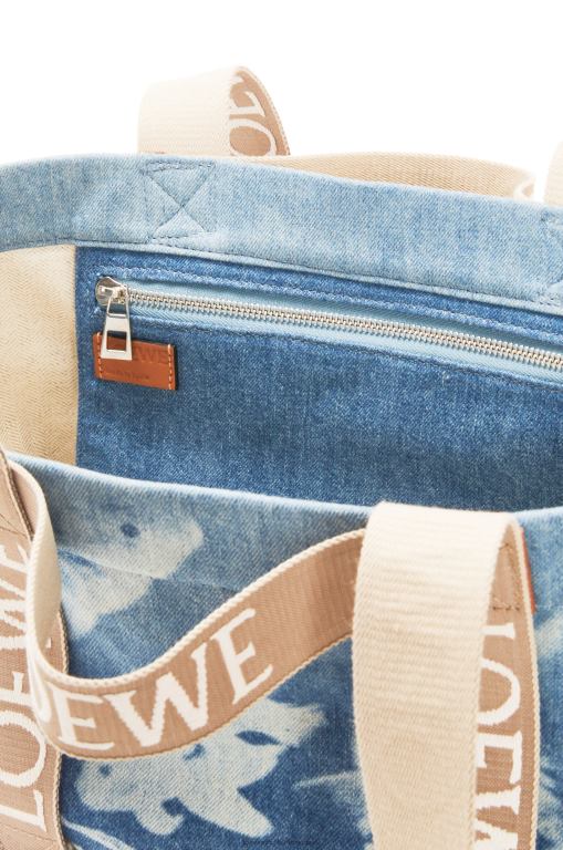 Loewe Men Fold Shopper in denim 206XF67 Light Blue/Natural