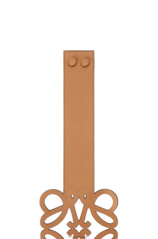 Loewe Women Anagram cut out belt in calfskin 206XF1156 Warm Desert