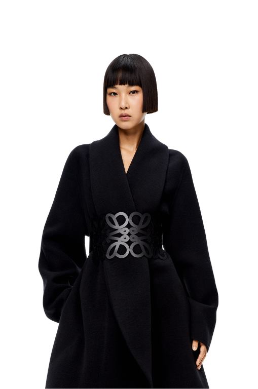 Loewe Women Anagram cut out belt in calfskin 206XF1157 Black