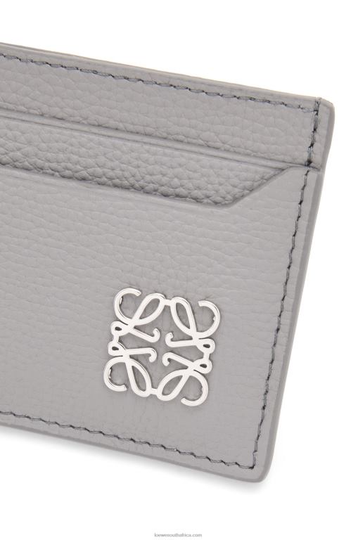 Loewe Women Anagram plain cardholder in pebble grain calfskin 206XF1322 Pearl Grey