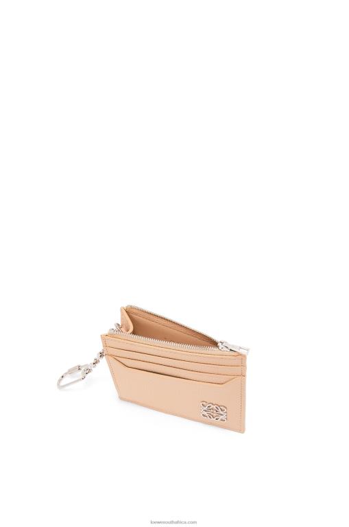 Loewe Women Anagram square cardholder in pebble grain calfskin with chain 206XF1368 Nude