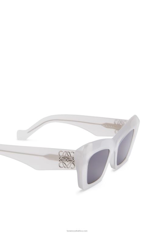 Loewe Women Cateye sunglasses in acetate 206XF1479 Ice White