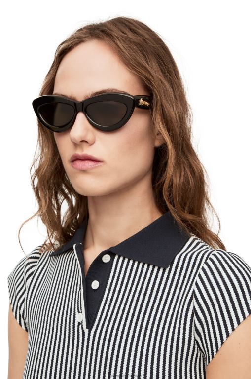 Loewe Women Cateye sunglasses in acetate 206XF1495 Black