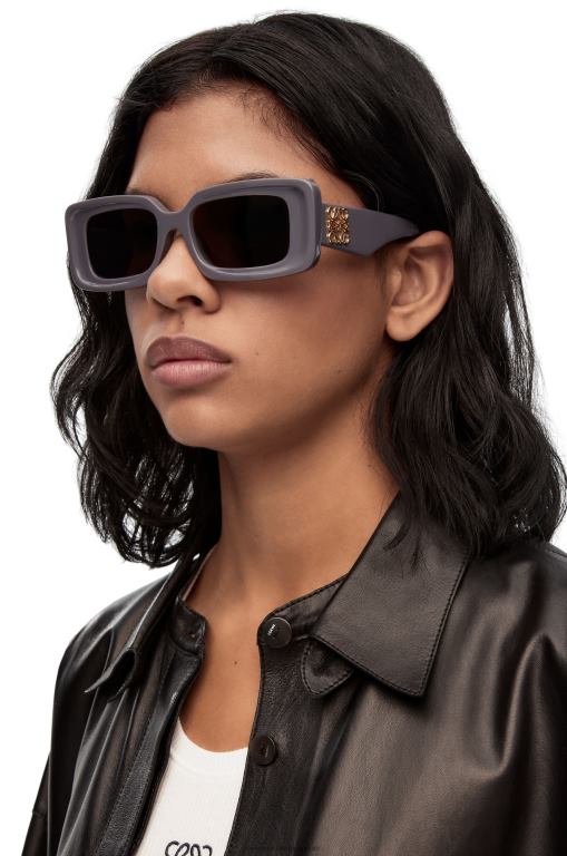 Loewe Women Rectangular sunglasses in acetate 206XF1477 Dusty Lilac