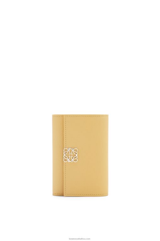 Loewe Women Anagram small vertical wallet in pebble grain calfskin 206XF1264 Dark Butter