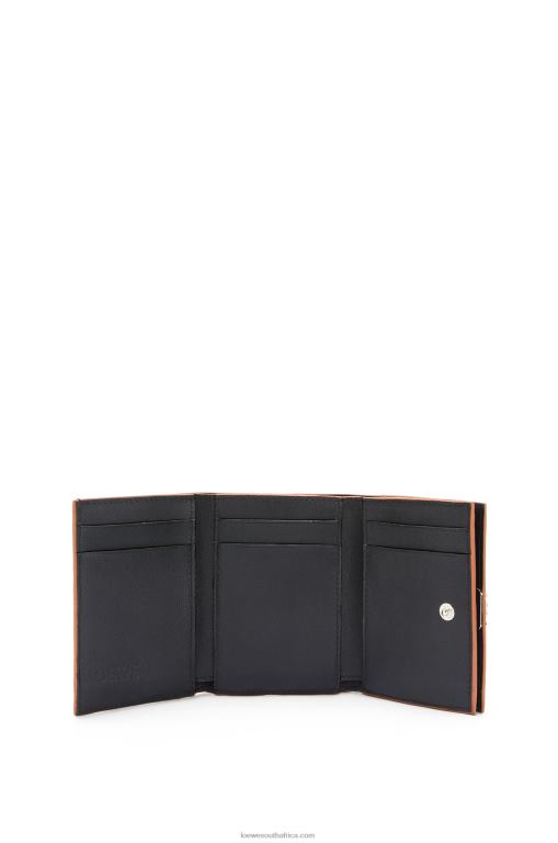 Loewe Women Anagram trifold wallet in pebble grain calfskin 206XF1245 Black