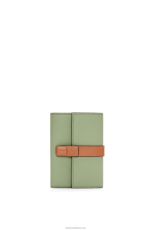 Loewe Women Small vertical wallet in soft grained calfskin 206XF1225 Rosemary/Tan