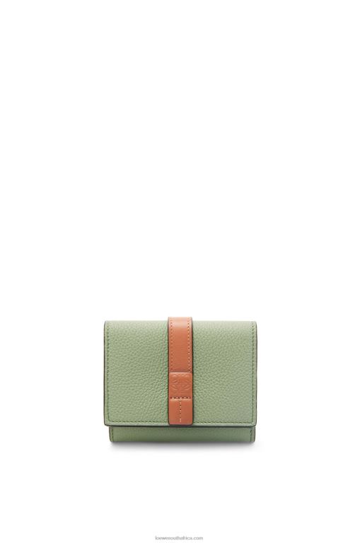 Loewe Women Trifold wallet in soft grained calfskin 206XF1223 Rosemary/Tan
