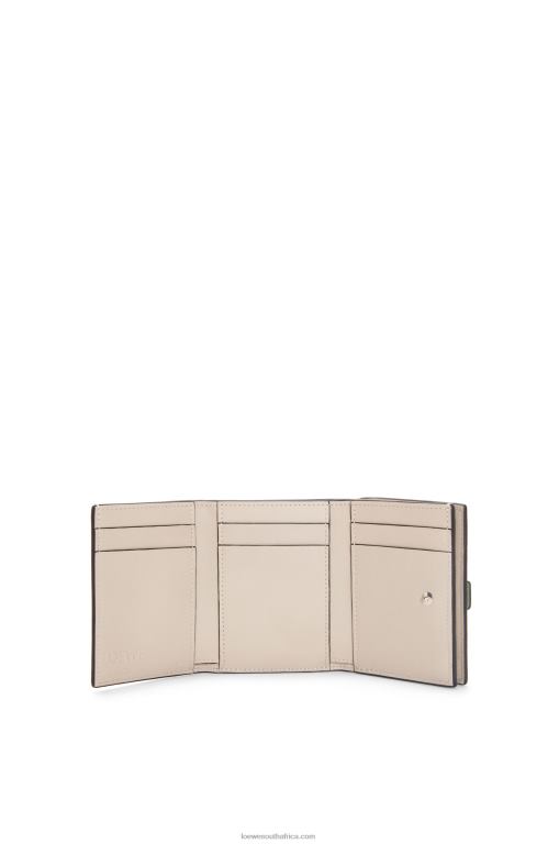 Loewe Women Trifold wallet in soft grained calfskin 206XF1223 Rosemary/Tan