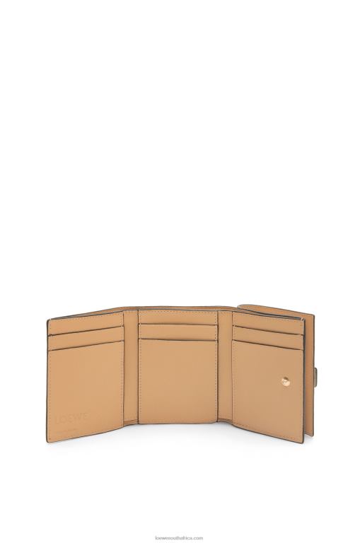 Loewe Women Trifold wallet in soft grained calfskin 206XF1285 Butter/Pale Lemon