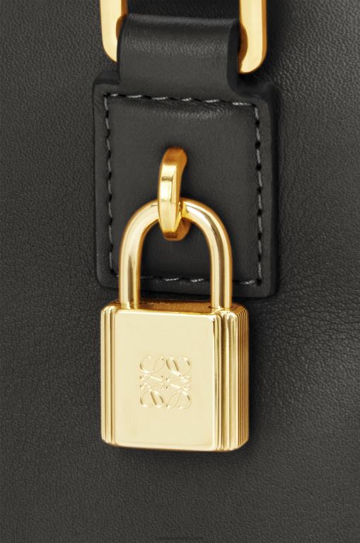 Loewe Women Amazona 16 Square bag in nappa calfskin 206XF140 Black