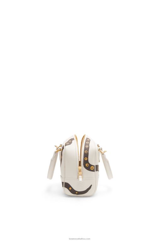 Loewe Women Amazona 16 in nappa calfskin 206XF143 Soft White