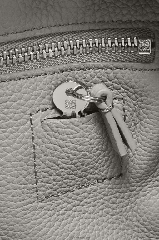 Loewe Women Amazona 23 bag in soft grained calfskin 206XF133 Pearl Grey