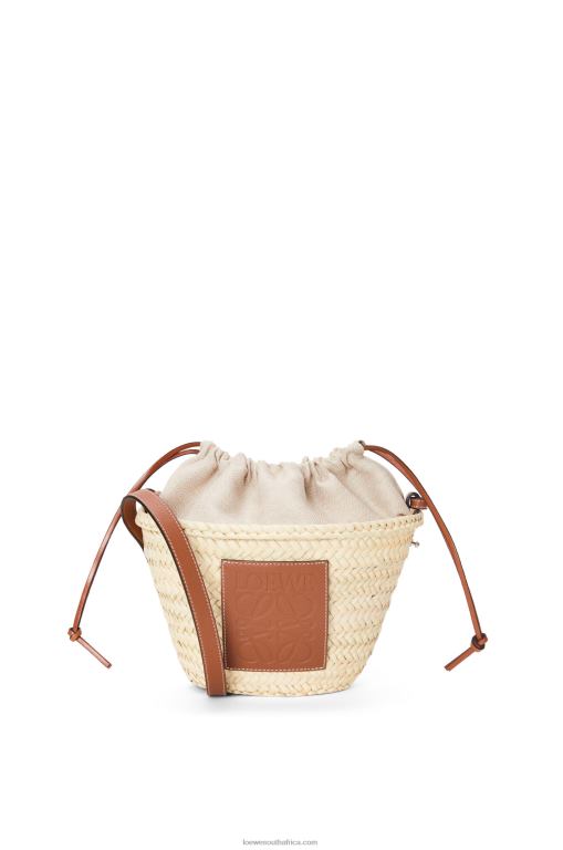 Loewe Women Drawstring bucket bag in palm leaf and calfskin 206XF22 Natural/Tan