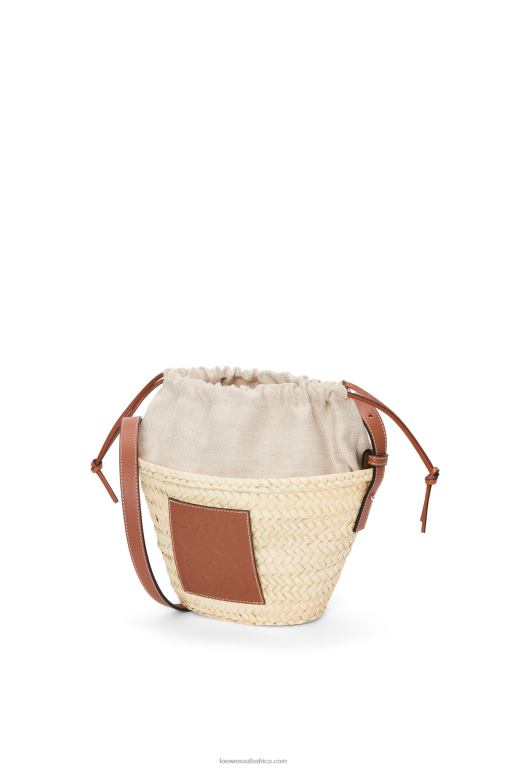 Loewe Women Drawstring bucket bag in palm leaf and calfskin 206XF22 Natural/Tan