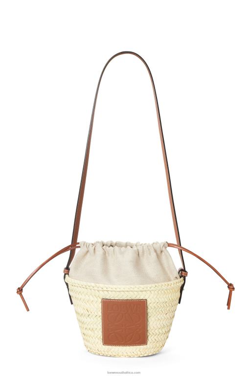 Loewe Women Drawstring bucket bag in palm leaf and calfskin 206XF22 Natural/Tan