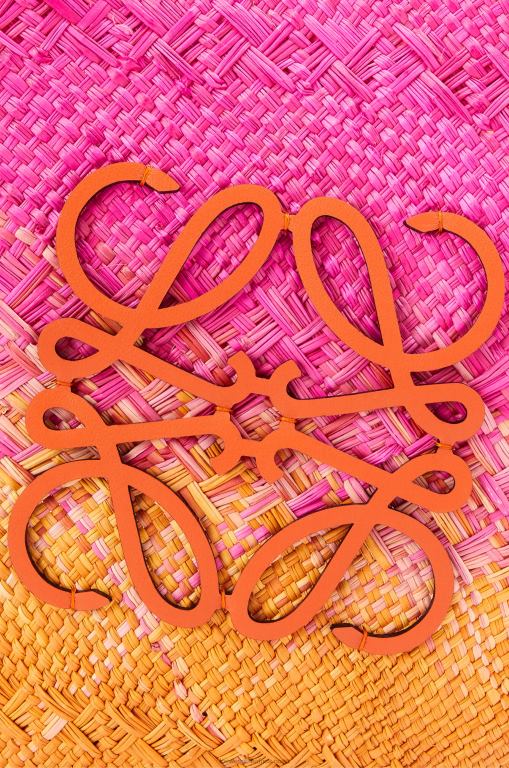 Loewe Women Large Anagram Basket bag in iraca palm and calfskin 206XF84 Fuchsia/Orange