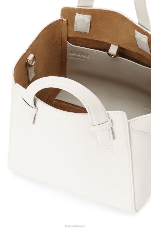 Loewe Women Hammock Nugget bag in nappa calfskin 206XF499 Soft White