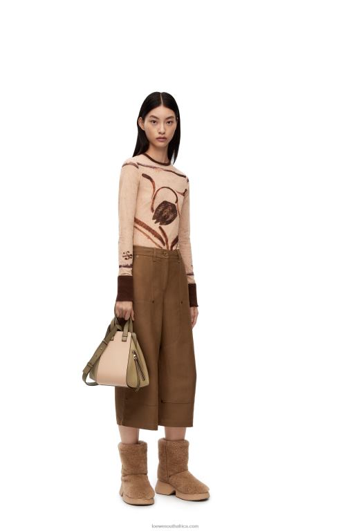 Loewe Women Small Hammock bag in classic calfskin 206XF440 Clay Green/Dusty Beige