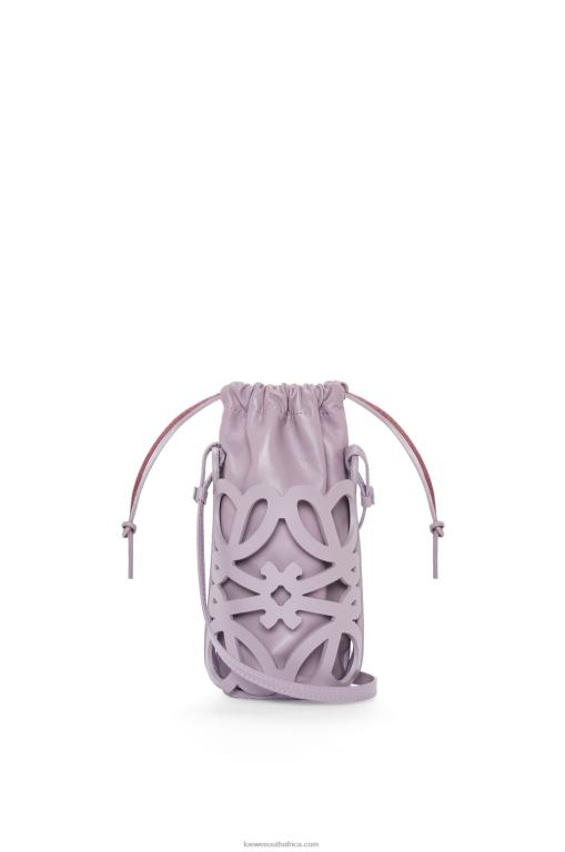 Loewe Women Anagram cut-out pocket in classic calfskin and nappa 206XF550 Pale Aubergine Glaze