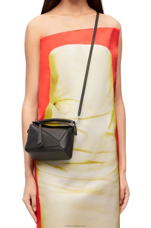 Loewe Women Mini Puzzle bag in classic calfskin 206XF200 Black