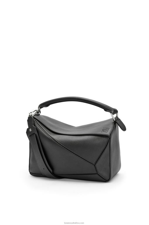 Loewe Women Puzzle bag in classic calfskin 206XF479 Black