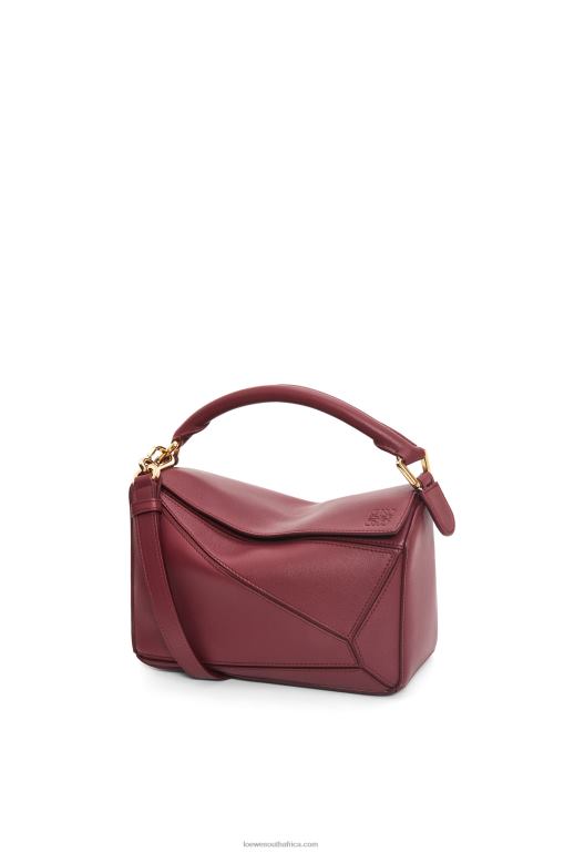 Loewe Women Small Puzzle bag in classic calfskin 206XF544 Wild Berry
