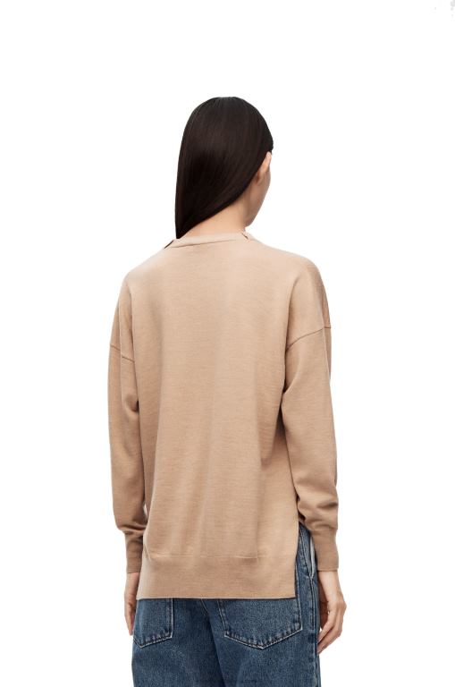 Loewe Women Anagram pocket cardigan in wool 206XF992 Camel