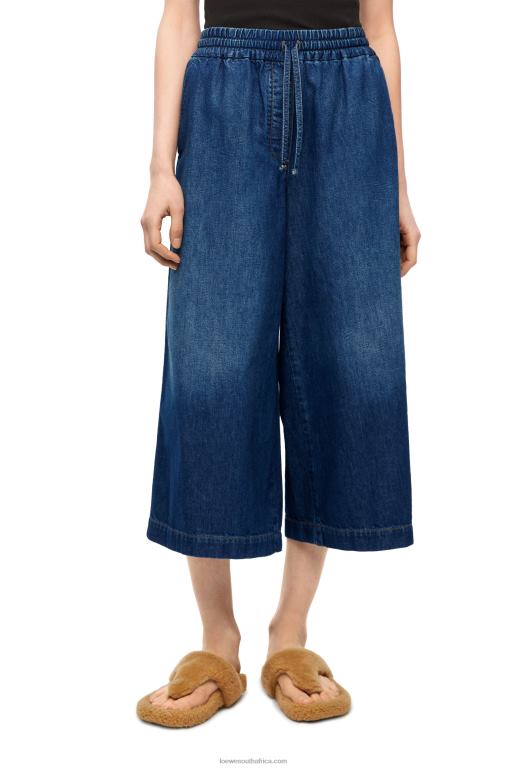 Loewe Women Cropped trousers in denim 206XF1194 Washed Denim