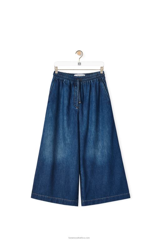 Loewe Women Cropped trousers in denim 206XF1194 Washed Denim