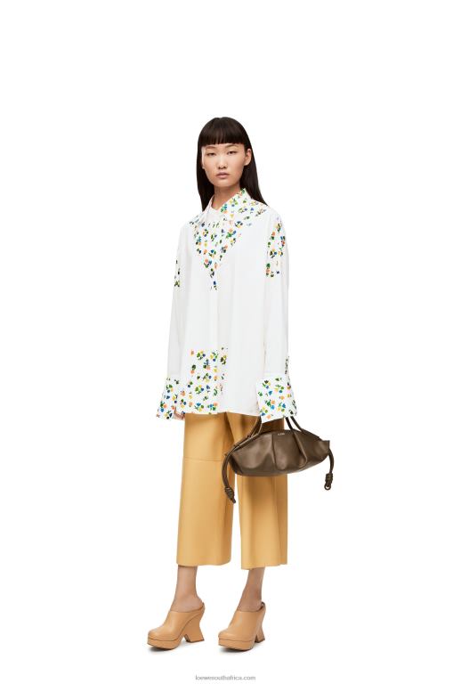 Loewe Women Cropped trousers in nappa 206XF1113 Sand/Butter
