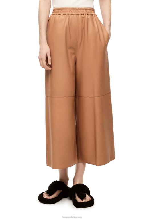 Loewe Women Cropped trousers in nappa lambskin 206XF1144 Toffee