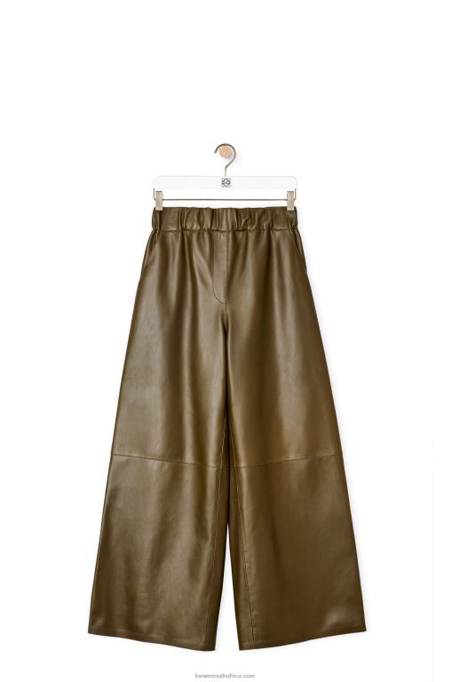 Loewe Women Cropped trousers in nappa lambskin 206XF1152 Khaki Green