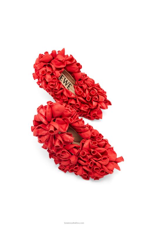 Loewe Women Comic balloon pump in satin 206XF767 Anthurium Red