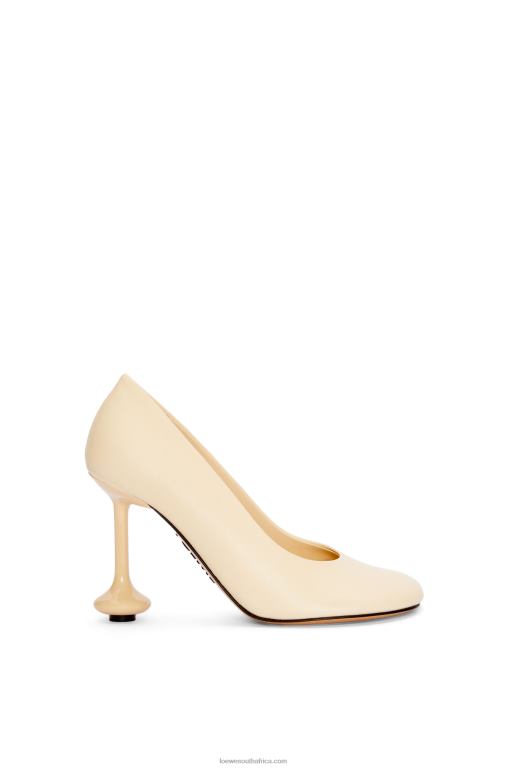 Loewe Women Toy pump in goatskin 206XF727 Oat Milk