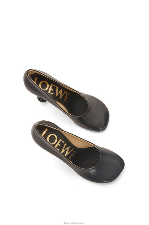 Loewe Women Toy pump in goatskin 206XF731 Black