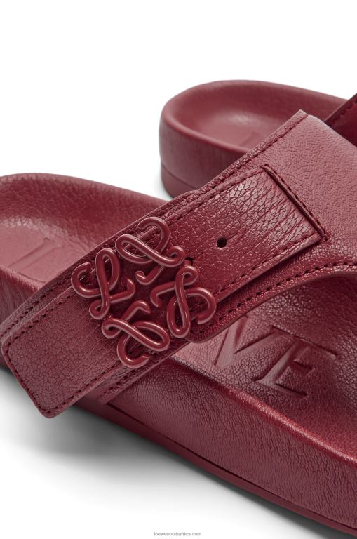 Loewe Women Ease toe post sandal in goatskin 206XF721 Bordeaux