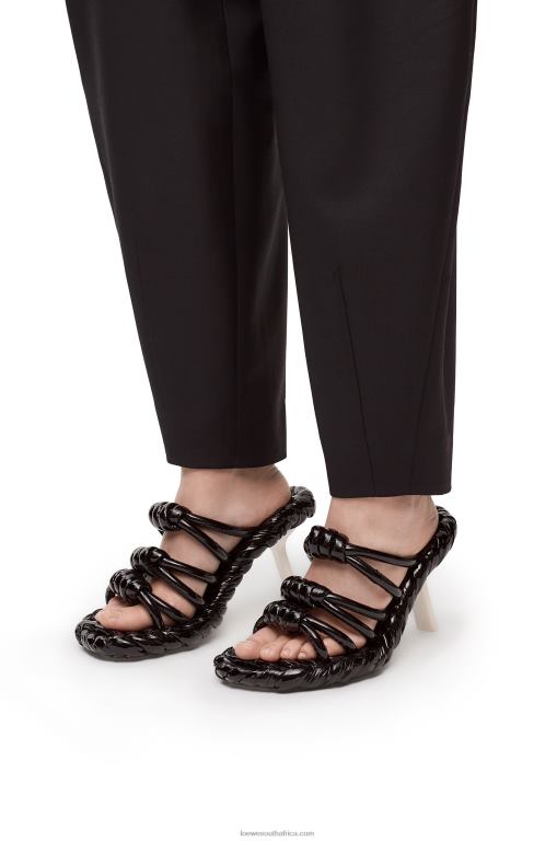 Loewe Women Petal knot sandal in lambskin 206XF704 Black/White