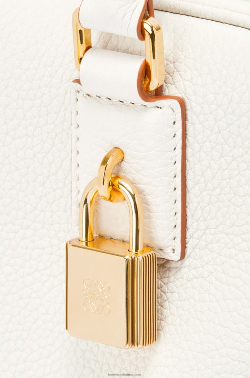 Loewe Women Amazona 19 square bag in soft grained calfskin 206XF152 Soft White - Image 11