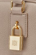 Loewe Women Amazona 19 square bag in soft grained calfskin 206XF155 Sand - Image 3