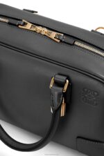 Loewe Women Amazona 23 bag in nappa calfskin 206XF157 Black - Image 8