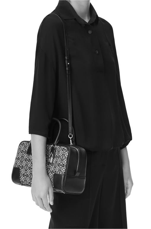 Loewe Women Amazona 28 bag in Anagram jacquard and calfskin 206XF168 Navy/Black - Image 3