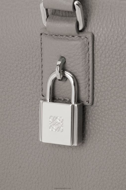 Loewe Women Amazona 28 bag in soft grained calfskin 206XF134 Pearl Grey - Image 10
