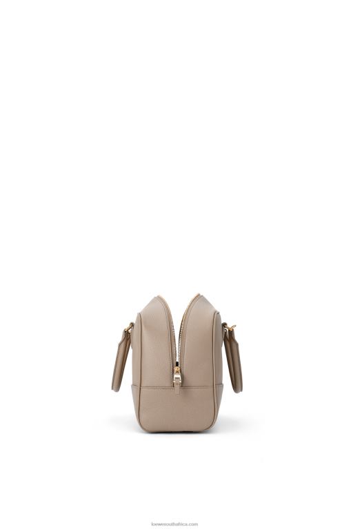 Loewe Women Amazona 28 bag in soft grained calfskin 206XF153 Sand - Image 5