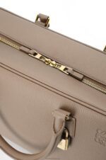 Loewe Women Amazona 28 bag in soft grained calfskin 206XF153 Sand - Image 9