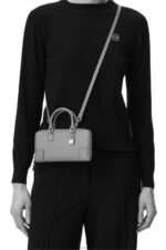 Loewe Women Amazona Pouch in nappa calfskin 206XF282 Warm Desert - Image 2
