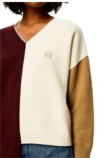 Loewe Women Anagram Asymmetric sweater in wool 206XF1010 Brandy/Burgundy/Cream - Image 4
