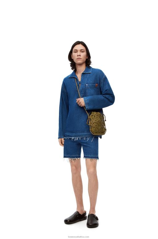 Loewe Women Anagram cut-out crossbody in classic calfskin and canvas 206XF226 Olive - Image 6